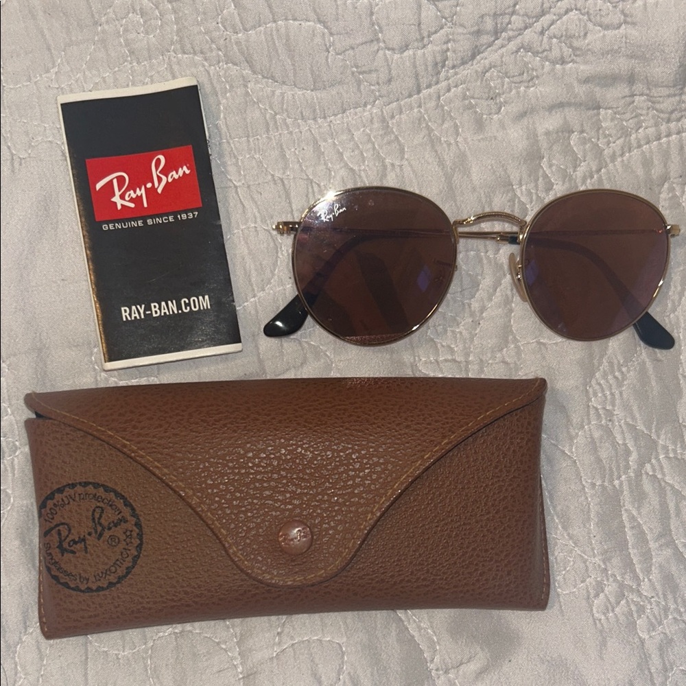 Ray-Ban Round Flat Sunglasses